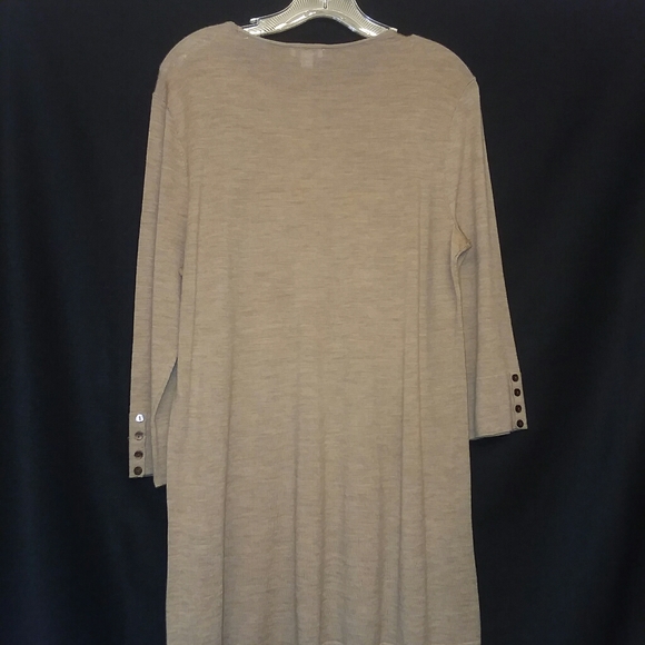 Tunic - Picture 2 of 5